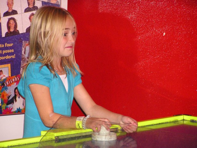 sophieenjoyedtheairhockey.jpg